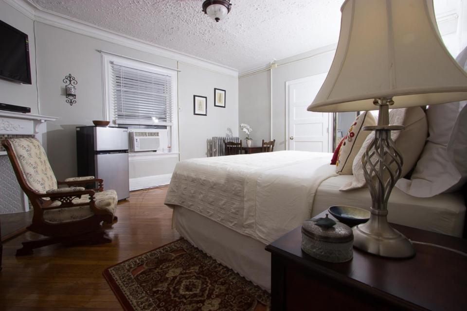 A And Fayebed And Breakfast, Inc, New York Exteriör bild